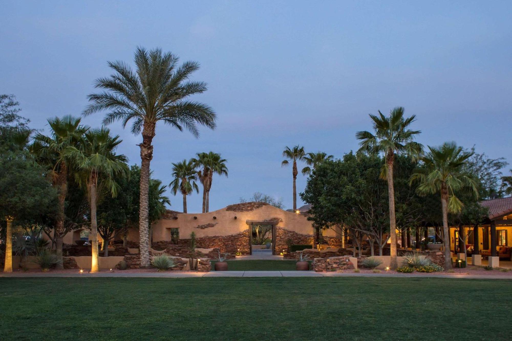 Bluegreen Vacations Cibola Vista Resort And Spa An Ascend Resort Peoria Exterior foto